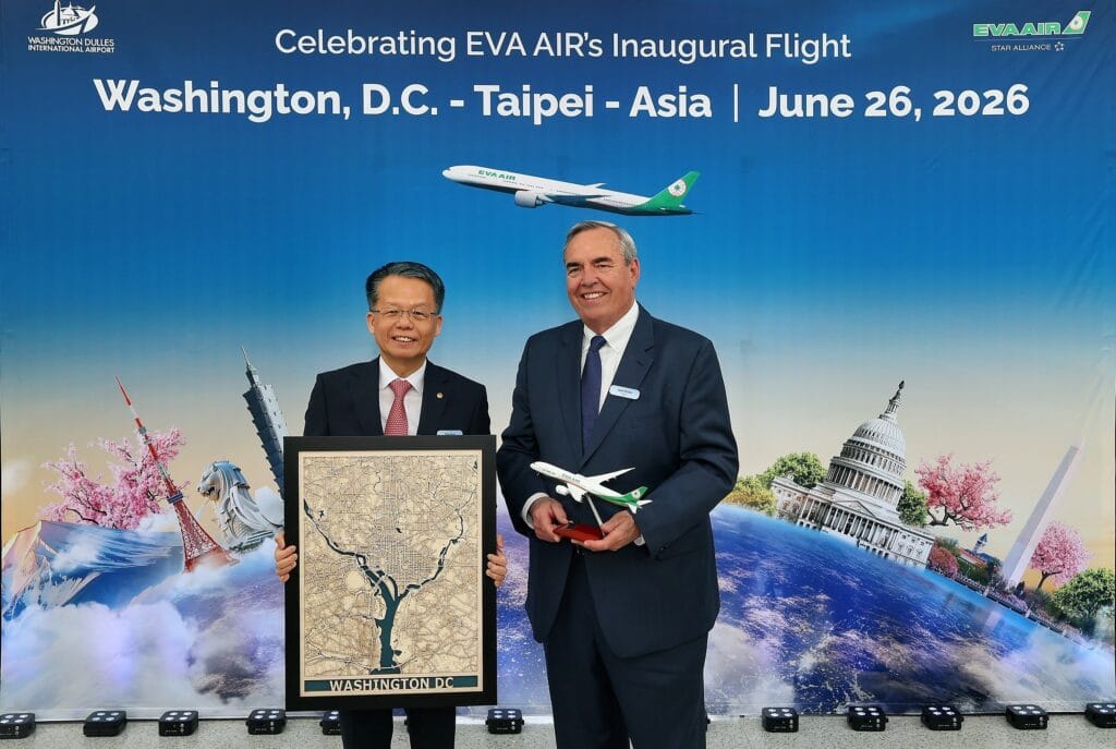 EVA Air President Clay Sun and Jack Potter, President and CEO of MWAA exchange gifts during the ceremony at Washington Dulles International Airport on June 26, 2026. (EVA Air)