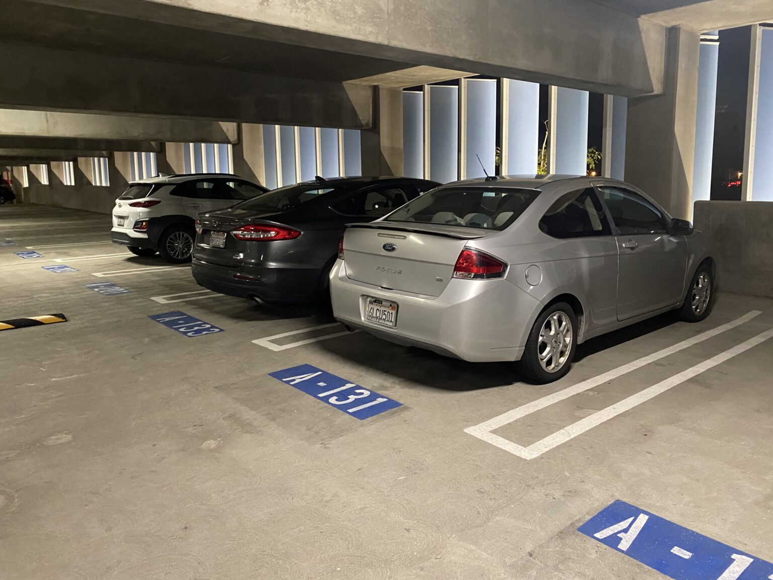 LA Metro will pay you $600 to park your car—here’s how the program works Cars are seen parked in a Los Angeles parking garage in this February 2023 photo (Rabblenews.com)
